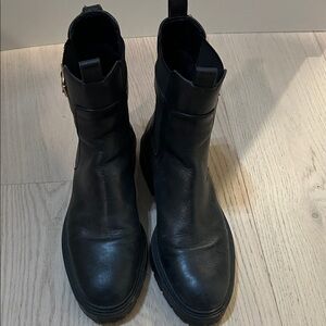Zara Black Leather Ankle Boots